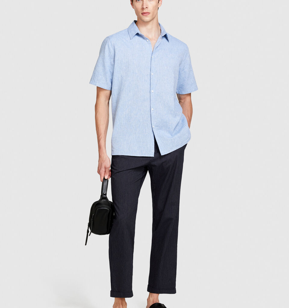 Short sleeve shirt in linen blend - men's regular fit shirts - Light Blue | Sisley image number 1